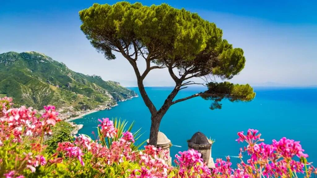 Amalfiküste – Wandern an der Küste mit Capri & Pompeji