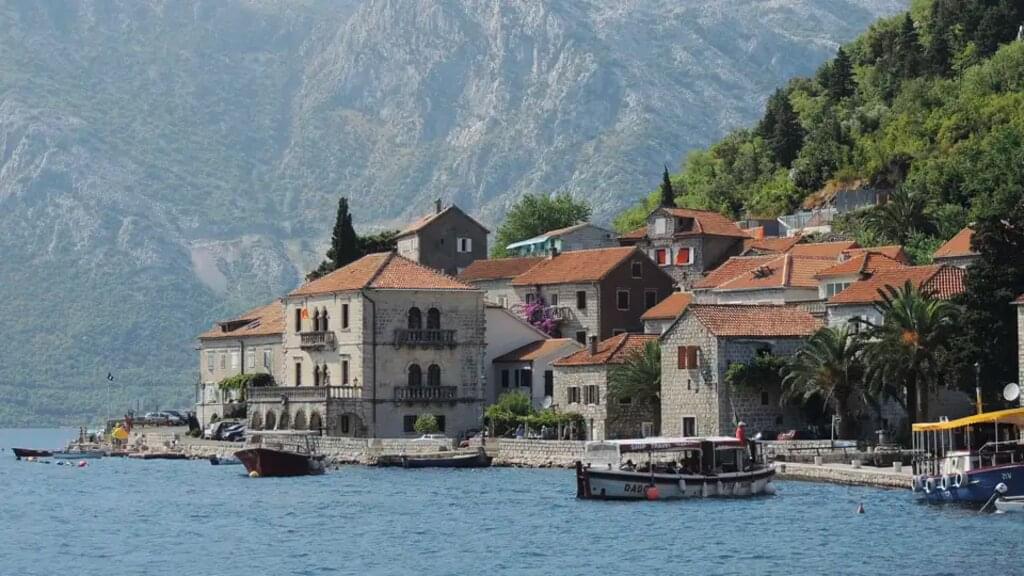 Montenegro – Mittelmeerküste und Balkanberge