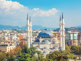 Bejtyl-Evel-Moschee, größte Moschee des Balkans
