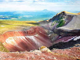 Mount Tarawera | © Bildlizenzen von Shutterstock.com Mount Tarawera | © Bildlizenzen von Shutterstock.com