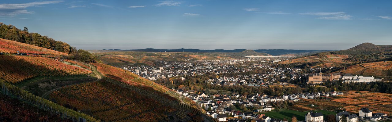 Der Ort Ahrweiler | © Shutterstock.com Der Ort Ahrweiler | © Shutterstock.com