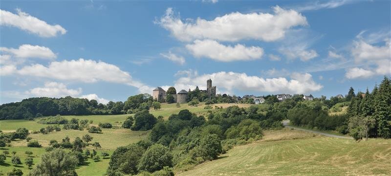 Burg Greifenstein im Westerwald | © shutterstock.com Burg Greifenstein im Westerwald | © shutterstock.com