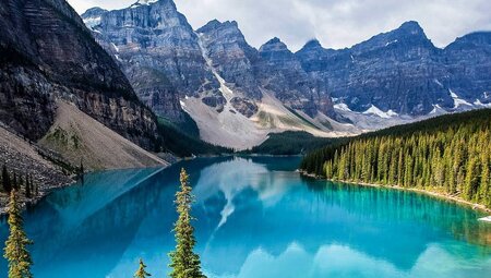 Lake Moraine im Banff-Nationalpark