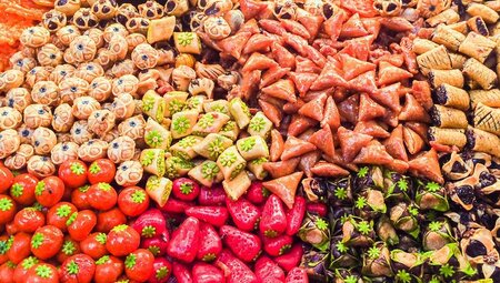 Süsse Spezialitäten auf dem Markt