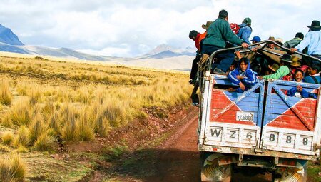 LKW-Taxi in den Anden