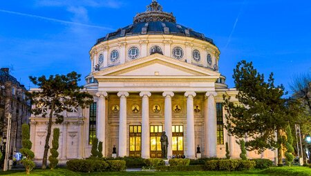 Bukarester Athenäum im Abendlicht