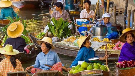 Schwimmender Markt in Bangkok