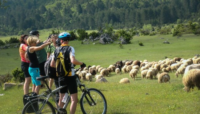 Biken in Albanien