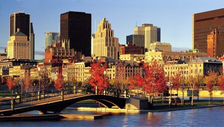 Ostkanada Indian Summer Montreal Hafen