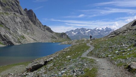 Wandern im paradiesischen Graubünden mit Komforthotel