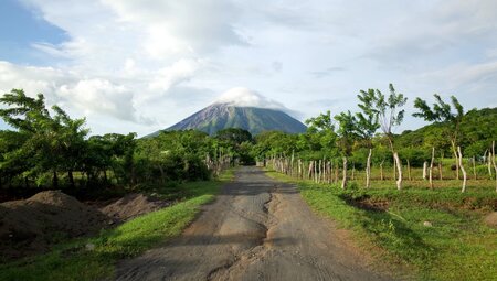 Costa Rica, Nicaragua – Feuerberge, Kraterseen und Regenwald