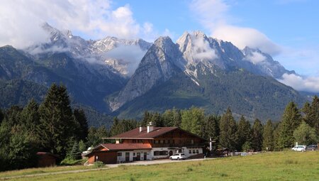 Gipfelerlebnisse rund um den Olympiastützpunkt Garmisch-Partenkirchen