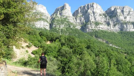 Griechenland – Tiefe Schlucht und urige Dörfer im grünen Norden (Selfguided)