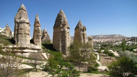 Kappadokien – Wandern zu Feenkaminen und Felsenkirchen