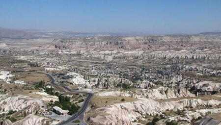Kappadokien – Wandern zu Feenkaminen und Felsenkirchen