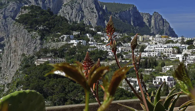 Amalfiküste – Wandern an der Küste mit Capri & Pompeji