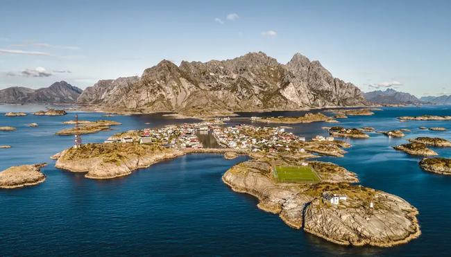 Lofoten – Wandern zwischen Bergen & Fischerdörfern