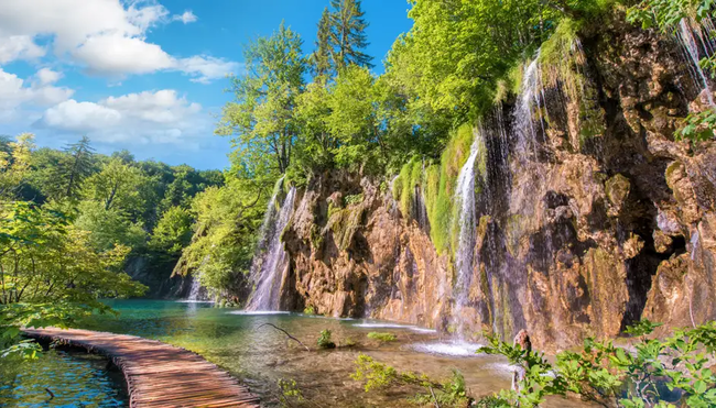 Kroatien – Dalmatien: Plitvicer Seen und Adria