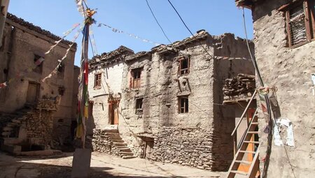 Nepal – Mustang Lodge-Trek