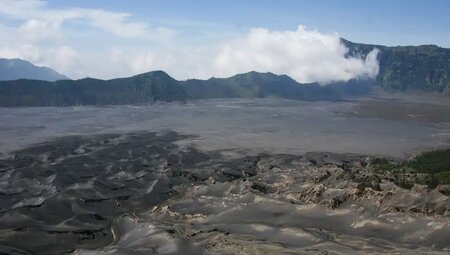 Indonesien – Vulkan-Besteigung & Reisterrassen