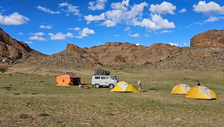 Mongolei – MTB Reise über die Berge zur Wüste Gobi