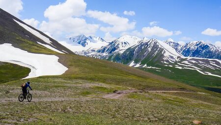 Kirgistan – MTB Reise durch das Tien Shan Gebirge