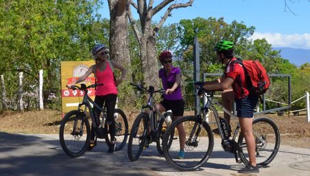 Costa Rica – E-Bike: Pura Vida, Dschungel und Vulkane