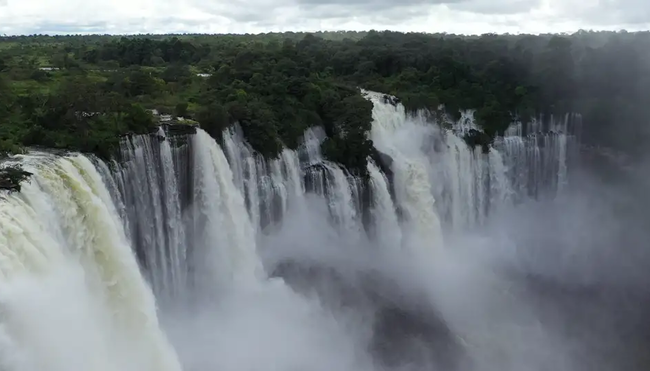 Angola, Namibia – Allradsafari im Südwesten Afrikas