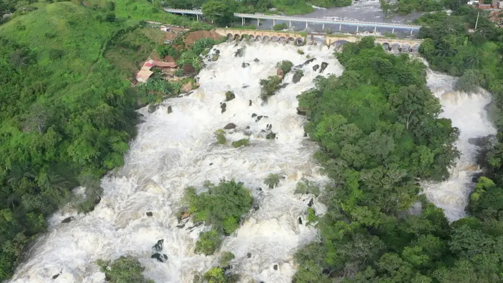 Angola, Namibia – Allradsafari im Südwesten Afrikas