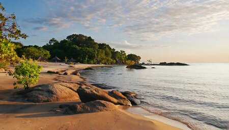 Malawi – Mulanje-Massiv, Safari & Lake Malawi