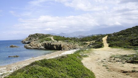Korsika - Gebirge im Meer