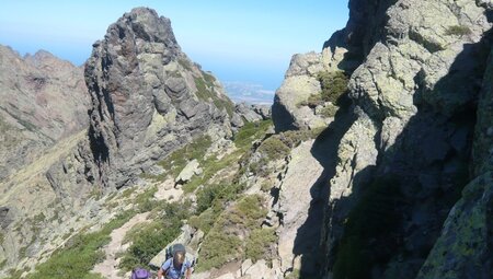 Korsika - Schroffe Gipfel und tiefe Täler im Norden der Insel