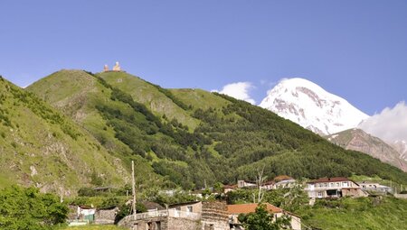 Georgien - Kasbek, 5.047m - Mit viel Kultur zum heiligen Berg