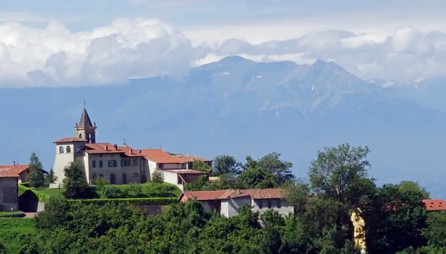 Piemont – Langhe: Trekking durch die Weinberge