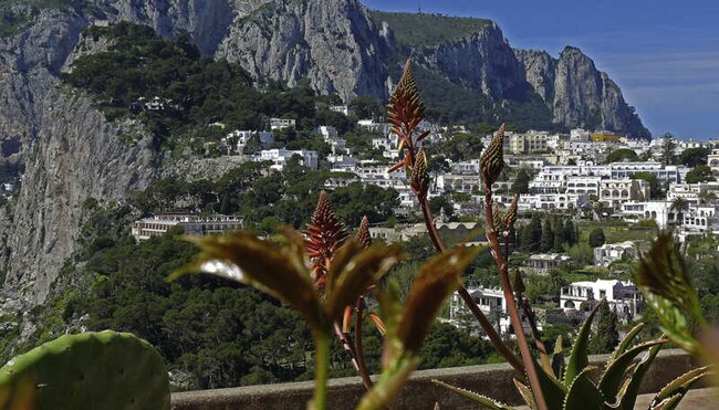Amalfiküste - Wandern an der Küste mit Capri & Pompeji