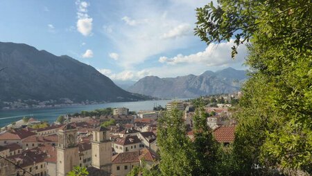 Montenegro - Dinarisches Gebirge: Wandern zur Adria