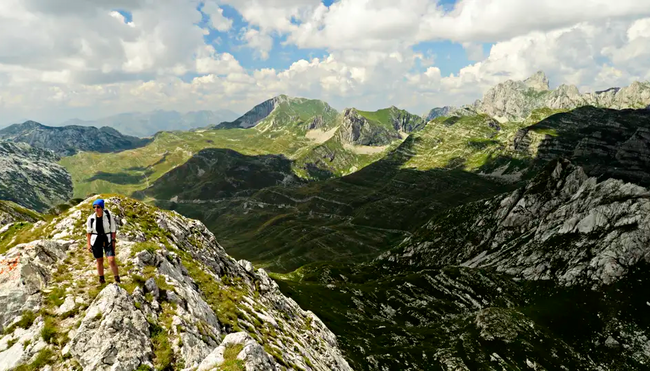 Montenegro – Dinarisches Gebirge: Wandern zur Adria