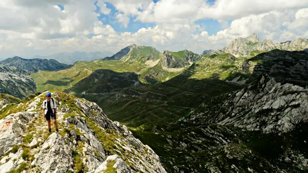 Montenegro – Dinarisches Gebirge: Wandern zur Adria