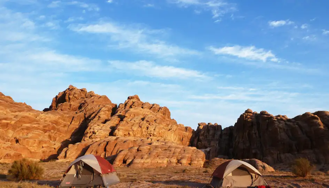 Jordanien - Felsenstadt und Wüstenland