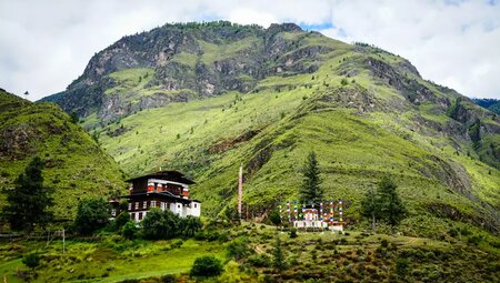 Bhutan, Nepal – Trekking & Klosterfest im Himalaya