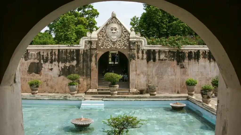 Indonesien – Vulkan-Besteigung & Reisterrassen