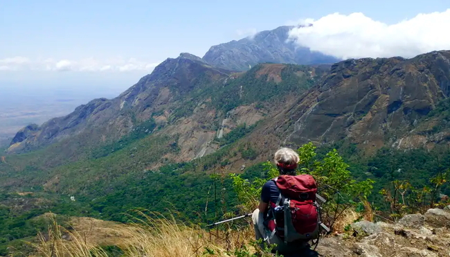 Malawi – Mulanje-Massiv, Safari & Lake Malawi