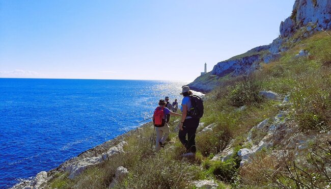 Küstenwanderung zum Leuchtturm von Otranto