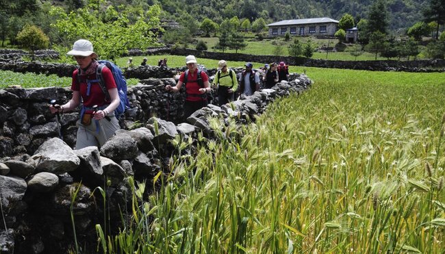 Trekking durch das ländliche Nepal