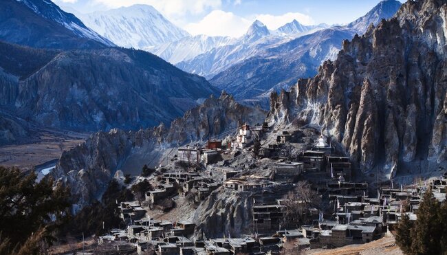 Blick auf das Dorf Braga auf der AnnapurnaRunde