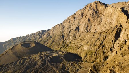 Krater Mount Meru