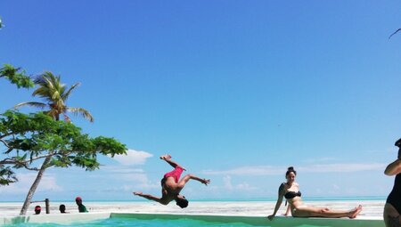 Pool Red Monkey Beach Lodge