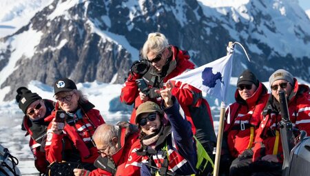 Antarctica's Whale Season (Ocean Albatros) 