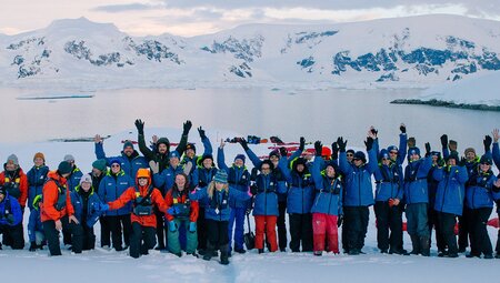 Shackleton's Antarctica, South Georgia & Falklands Explorer (Ocean Endeavour)