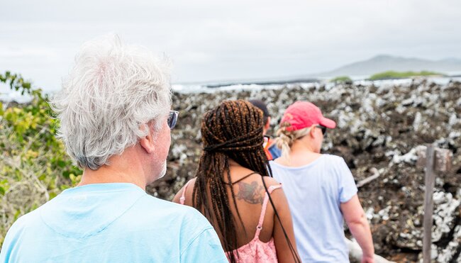 Classic Galapagos: Central Southern Islands (Grand Queen Beatriz)